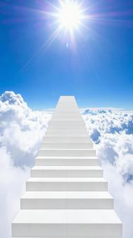 天へ上る階段の写真