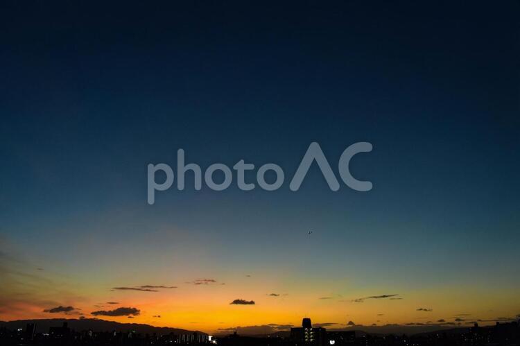 暁 焼け,夕暮れ,夕焼けの写真素材