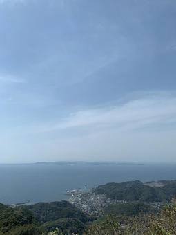 青空に広がる海と自然 青空に広がる海と自然 自然風景,海,空の写真素材