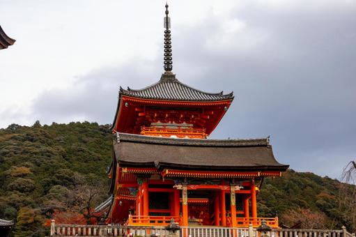 京都清水寺西門と三重塔 京都清水寺西門と三重塔 京都,清水寺,西門の写真素材