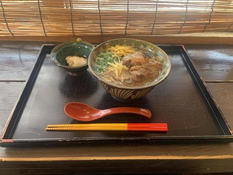 沖縄そば 沖縄そば,沖縄料理,家庭料理の写真素材