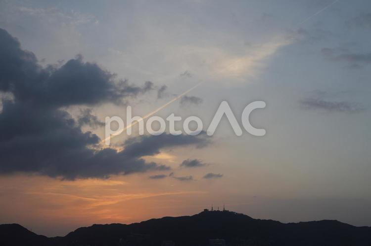 稲佐山と夕景 夕景,夕日,夕方の写真素材
