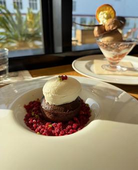 Stylish cafe sweets tea time, dessert, fondant chocolat, fashionable, JPG