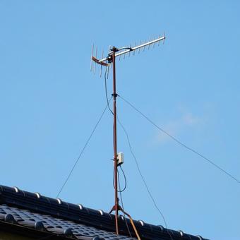 【風景写真】テレビ受信アンテナ 【風景写真】テレビ受信アンテナ アンテナ,テレビ,受信の写真素材