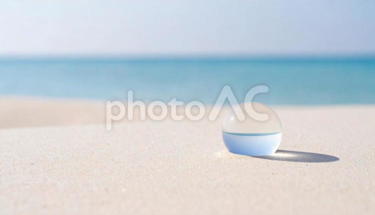 海辺のガラスの中の海 ビーチ,水平線,海の写真素材