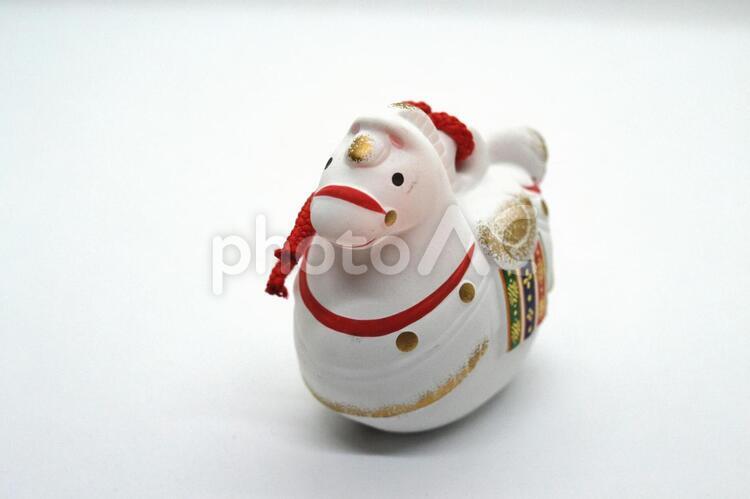 馬の置物 うま,小物,白バックの写真素材