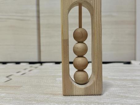 DIYで作ったおもちゃのイメージ diy,手作り,木材の写真素材