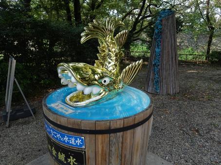 Photo, nagoya castle, aichi prefecture, nagoya city, kinchakachi alley, 
