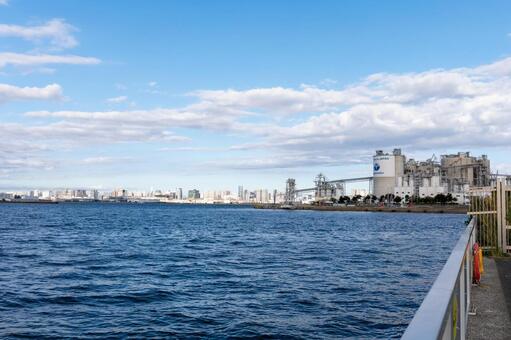 東京湾　若洲付近 東京湾,海,若洲の写真素材