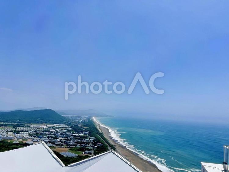 リゾート気分を満喫：海と空が織りなす絶景 海,空,海岸線の写真素材