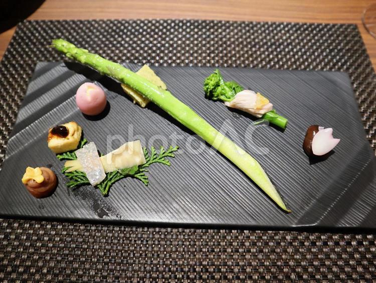 アスパラの一本揚げ グリル,美味しい,おしゃれの写真素材