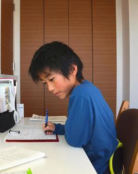Elementary school studying Elementary school studying