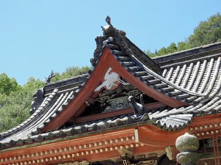 古城山稲富稲荷神社 拝殿 古城山稲富稲荷神社 拝殿の写真
