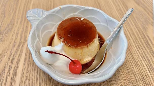 甘くて美味しいプリン① プリン,さくらんぼ,プリンパフェの写真素材