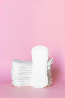 重なった生理用ナプキン 生理,月経,生理用品の写真素材