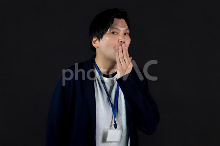 驚きを隠せない男性 男性,驚き,表情の写真素材