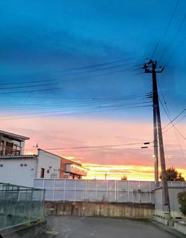 夕焼け 夕焼け 夕焼け,夕方,空の写真素材