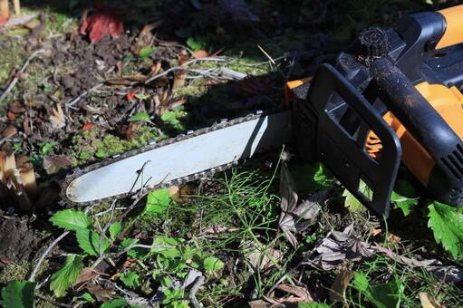 電動チェーンソー 電動チェーンソー,チェーンソー,工具の写真素材