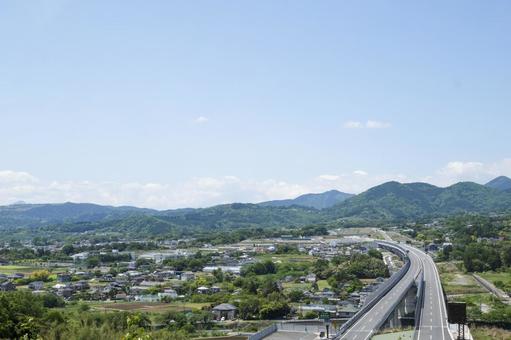 新東名高速道路 秦野丹沢付近 新東名高速道路 秦野丹沢付近の写真