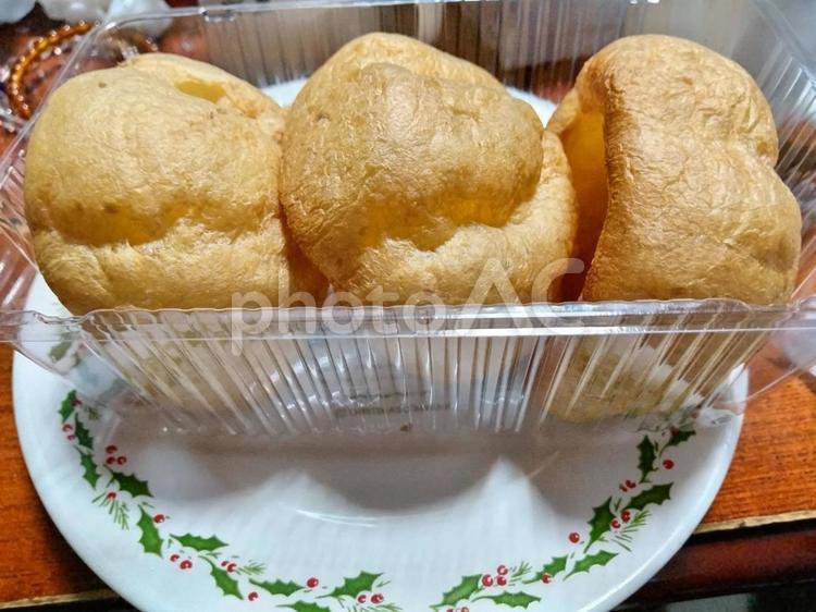 ふわふわシューのシュークリーム① シュークリーム,生菓子,お菓子の写真素材