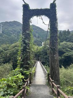 揖斐川にかかる恋のつり橋 揖斐川にかかる恋のつり橋の写真