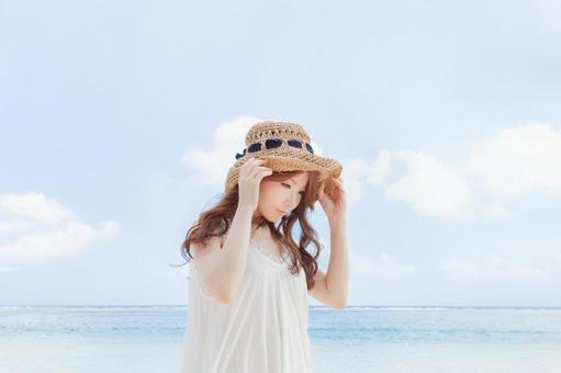 リゾート 旅行イメージ & 美容イメージ リゾート 旅行イメージ & 美容イメージ ビューティー,1人,帽子の写真素材