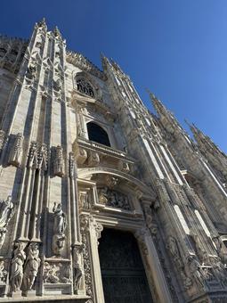 ミラノ大聖堂　Duomo　ドゥオモ 教会,大聖堂,ヨーロッパの写真素材