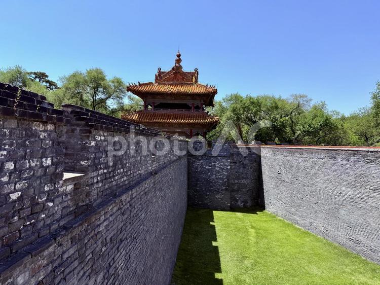 北陵の城楼は直ぐそこ 北陵公園,中国,海外の写真素材