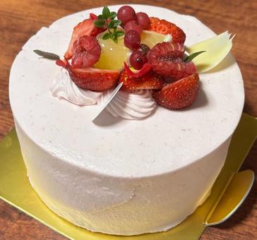 母の日ケーキ 母の日ケーキ 母の日,薄ピンク,赤の写真素材