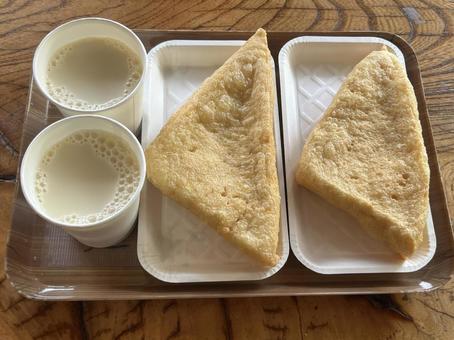 Photo, triangular fried oil, soymilk, food, 