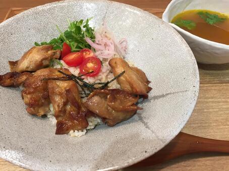 グリルチキンの写真