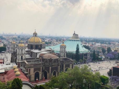 メキシコ グアダルーペ寺院 メキシコ グアダルーペ寺院の写真