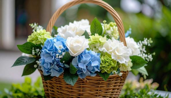 感謝の気持ち 籠の中のお花 感謝の気持ち 籠の中のお花の写真