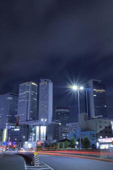 綺麗に撮れた名古屋駅の夜景０３ 名古屋駅,夜景,ビルの写真素材