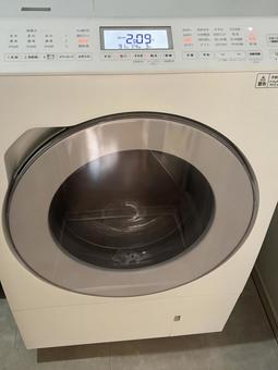 ドラム式洗濯機 槽洗浄中 ドラム式洗濯機 槽洗浄中 ドラム式洗濯機,槽洗浄,洗濯の写真素材