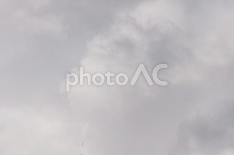 一面真っ白な雲の中のイメージ背景画像素材 雲,曇り空,もくもくの写真素材