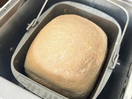 ホームベーカリー 全粒粉,食パン,パンの写真素材