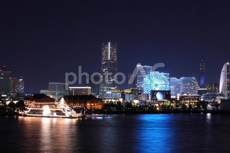 横浜・みなとみらいの夜景 横浜,みなとみらい,夜景の写真素材