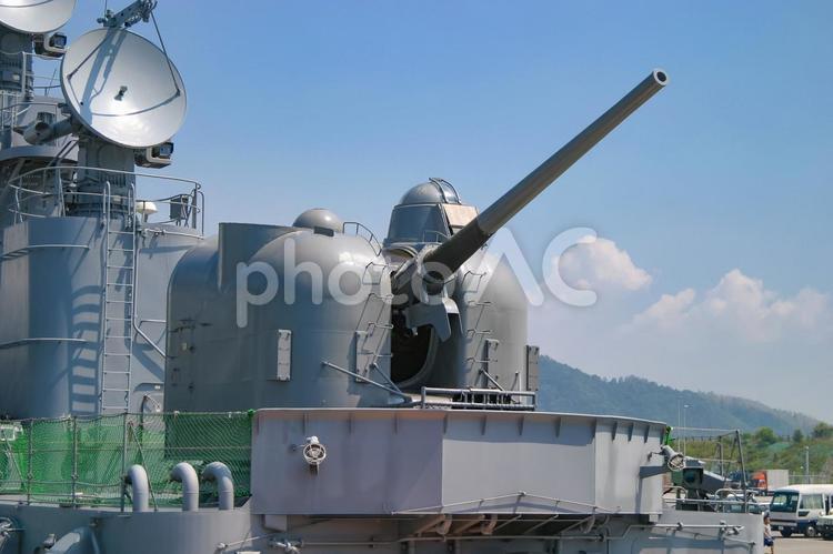 海上自衛隊護衛艦の主砲 海上自衛隊,自衛隊,ミリタリーの写真素材