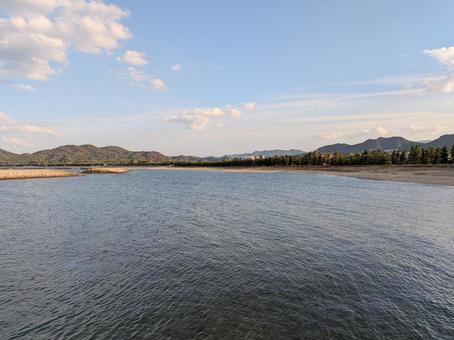 松西海岸と山並み 海岸,海,湾の写真素材