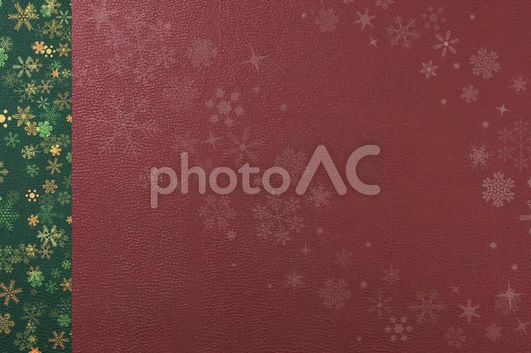 クリスマス背景　赤のレザーにキラキラ結晶 クリスマス,xmas,レザーの写真素材