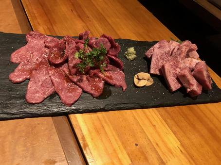 焼肉 焼肉 焼肉,カルビ,生肉の写真素材