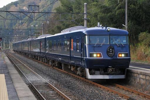 ウエストエクスプレス銀河 117系 ウエストエクスプレス銀河 117系 鉄道,電車,線路の写真素材