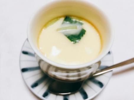 茶碗蒸し 茶碗蒸し,アツアツ,三つ葉の写真素材