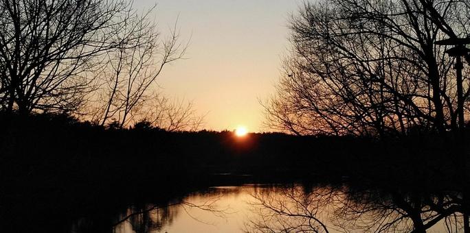 福島大池の夕日 福島大池の夕日の写真