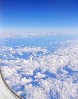 飛行機の窓から 飛行機の窓から 空,風景,天気の写真素材