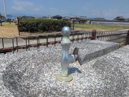 立形水飲水栓 立形水飲水栓の写真