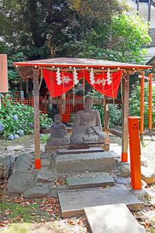 三囲神社(墨田) 三囲神社(墨田) 三囲神社,宇迦之御魂命,僧源慶の写真素材