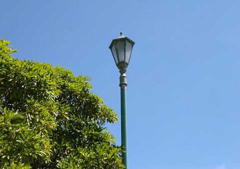 敦賀市 街灯のある風景 敦賀市 街灯のある風景 街灯,真夏,晴れの写真素材