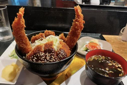 カツ丼 カツ丼 カツ丼,トンカツ,とんかつの写真素材